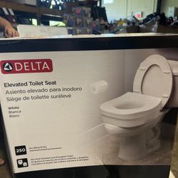 Elevated Toilet Seat in White