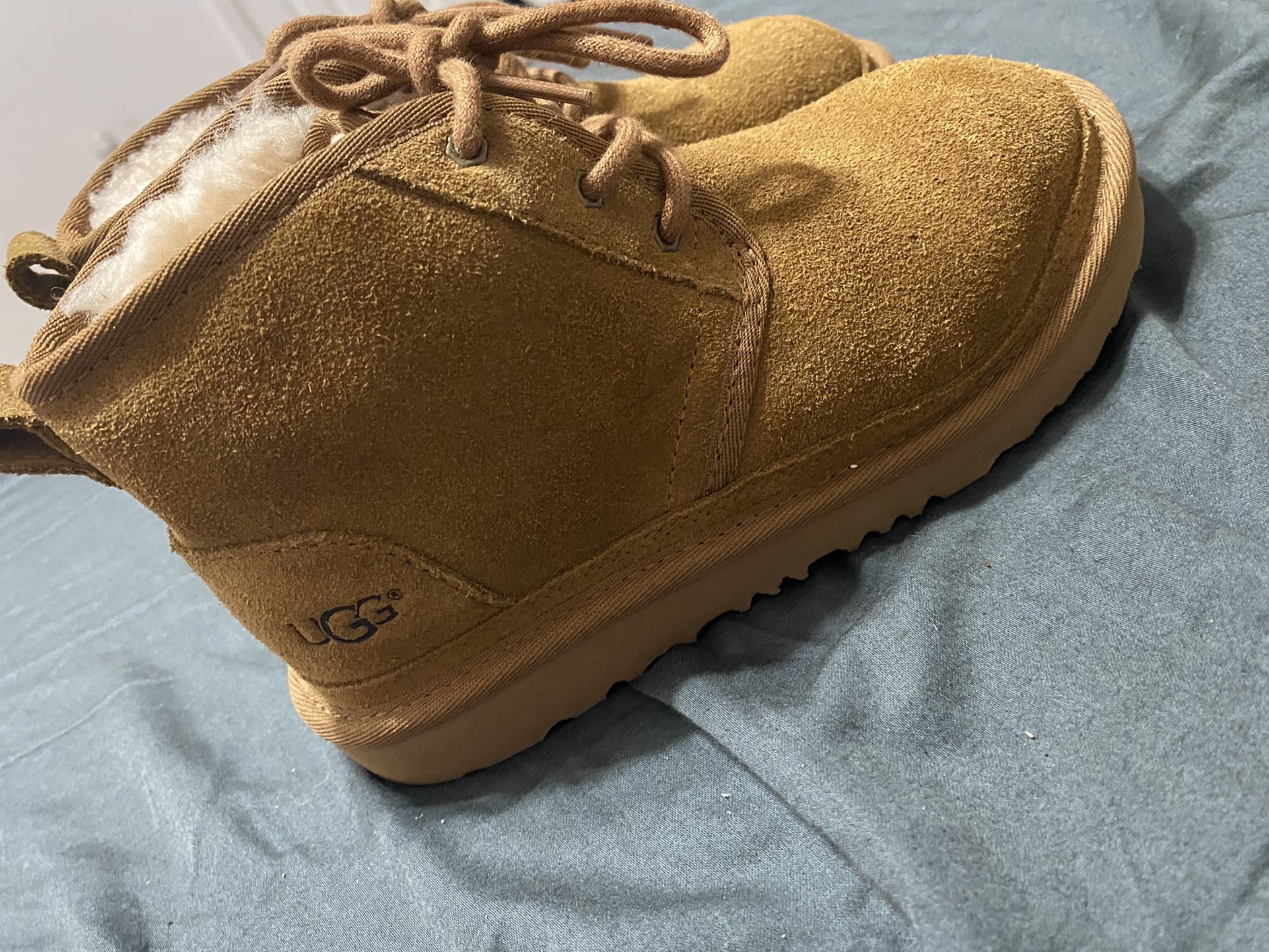 Ugg Boots Sz 2 Kids (new)