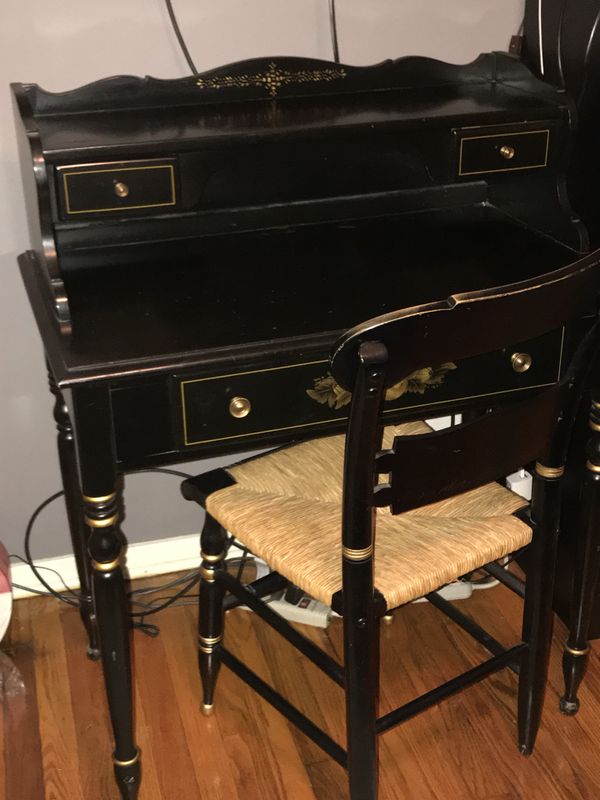 Ethan Allen Desk And Chair Set Reduced For In Topeka Ks Offerup Ethan Allen Desk And Chair Set Reduced