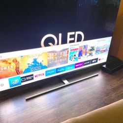 65”Samsung QLED 4K 2160p UHD Smart TV HDR Model QN65Q7FA