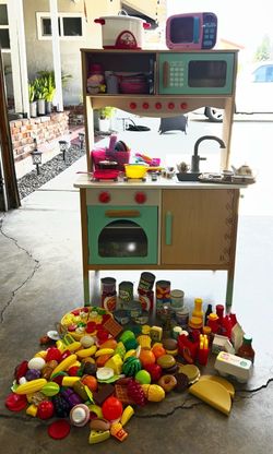 Kids kitchen wooden