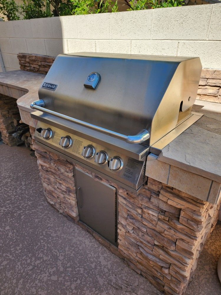 JennAir Builtin Gas Grill for Sale in Tempe, AZ OfferUp