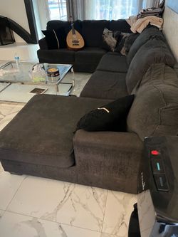 Couch perfect large sectional
