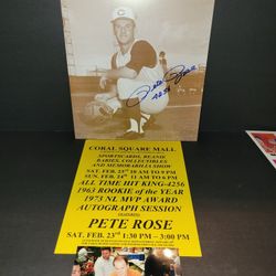 Cincinnati Reds Pete rose signed black-and-white  11 X 14 photo