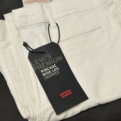 Levi - Wide Leg Cropped Denim Jeans (NEW)