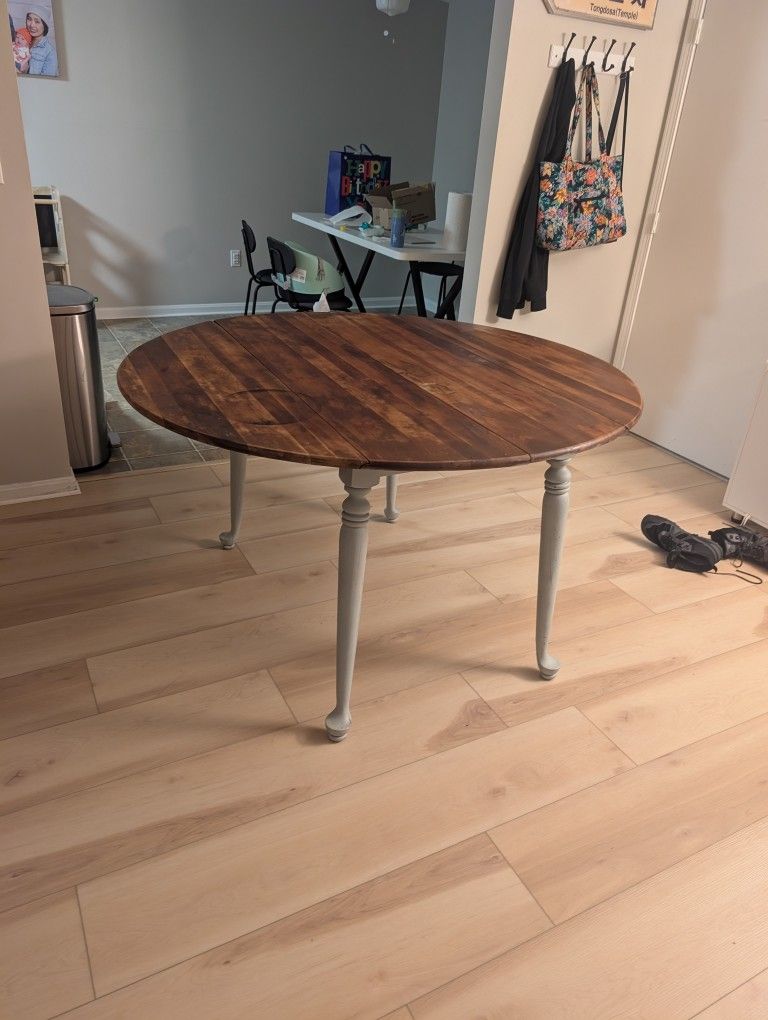 Free Table