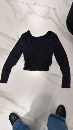 Workout Top Long Sleeve New With Tags Quick Dry