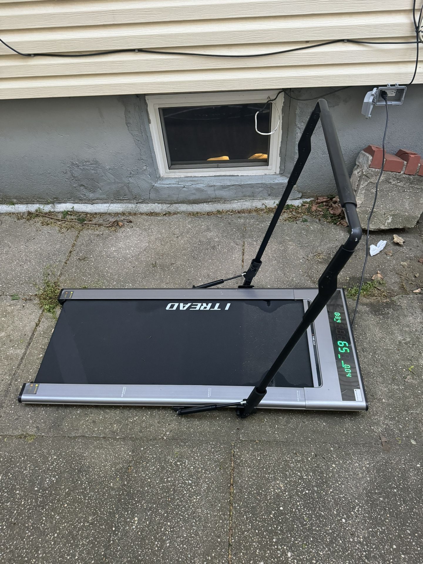 ITREAD treadmill collapsible