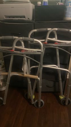 Adult Deluxe Folding Walker