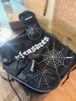 Pleasure by Beatnik Sandals - Reebok