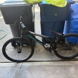 Mx 24 Redline Cruiser 