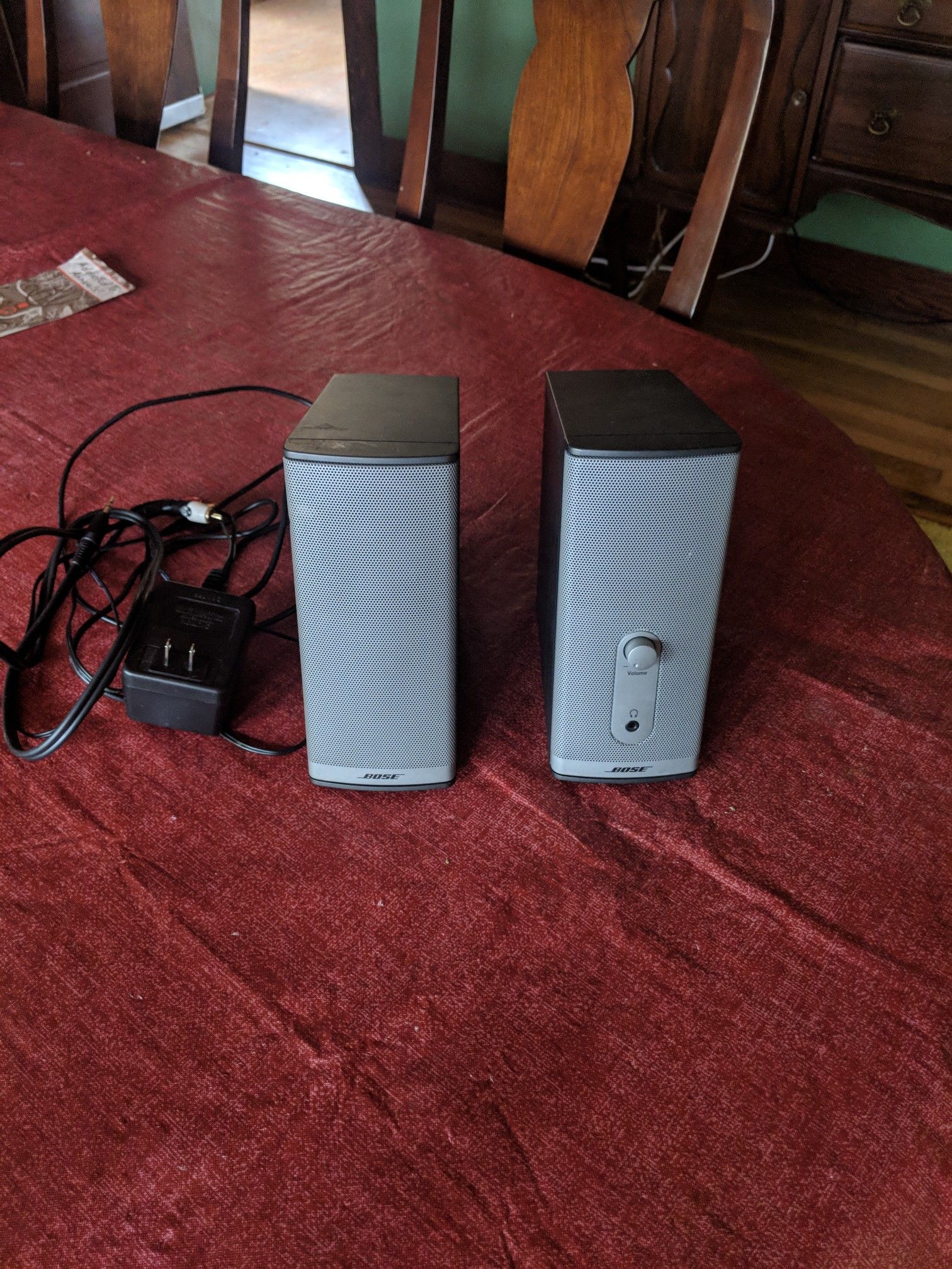 Bose desktop speakers