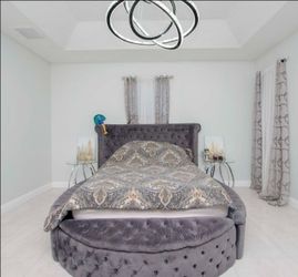 Circle Storage Queen Bed with Adjustable Frame
