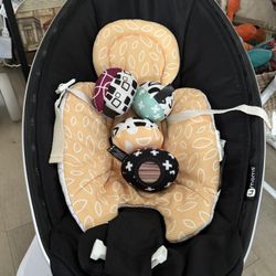 4Moms mamaroo Multi Motion Baby Swing