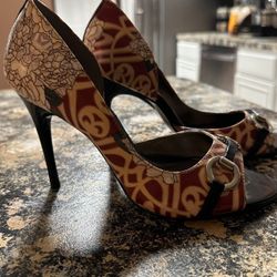 Womens High Heels- Like New