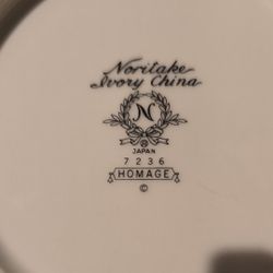 Noritake 7236 Homage Ivory China 12 Piece Set Plus Items