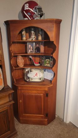Vintage 1930s Cushman Maple Corner Hutch (Restored Patina)