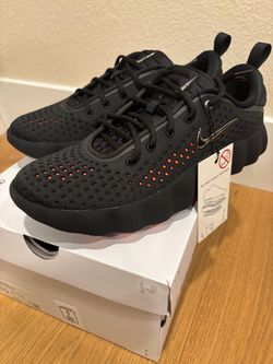 Nike mind 002 size (10) brand new