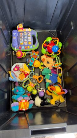 🧸 BABY TOY LOT