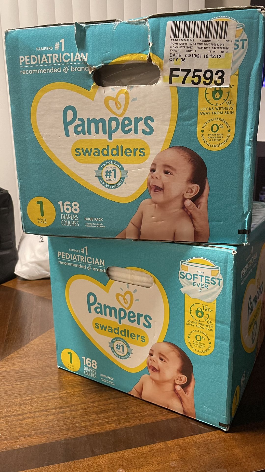 Pampers Swadlers Size 1