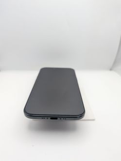 iPhone Air, 256 gigabytes, Unlocked internationally, black color, excellent condition,