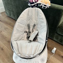 MamaRoo Baby Swing 