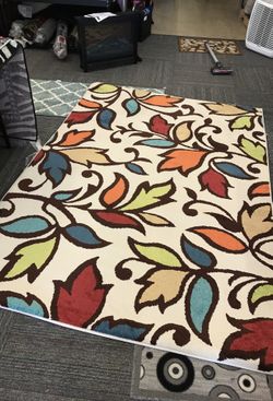 Brand New 5’3” x 7’6” Orion Dicarna Area Rug