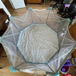 Regalo Extra Large Portable Play Yard