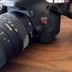 Canon T3i DSLR Plus Lenses And Accessories