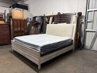 King bed $350