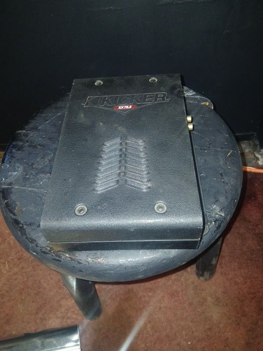 Kicker KX75.2 Car Amp