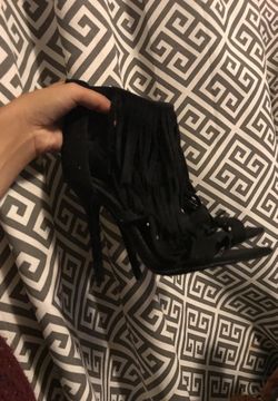 Black fringe heels size 5.5