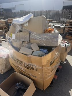 Auto Parts Pallet Lot - Mixed Car Parts, Intake Manifold, Fog Lights & More - Liquidation