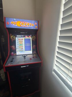 Pac-Man game with stand