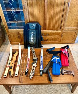 Sporting Equipment Archery Set- Complete Kit w/ Bag & Accessories