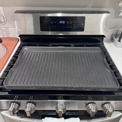 Reversible Cast Iron Skillet