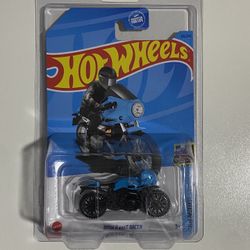 BMW R NineT Racer Treasure Hunt 