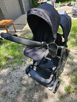 Double stroller for toddler and newborn