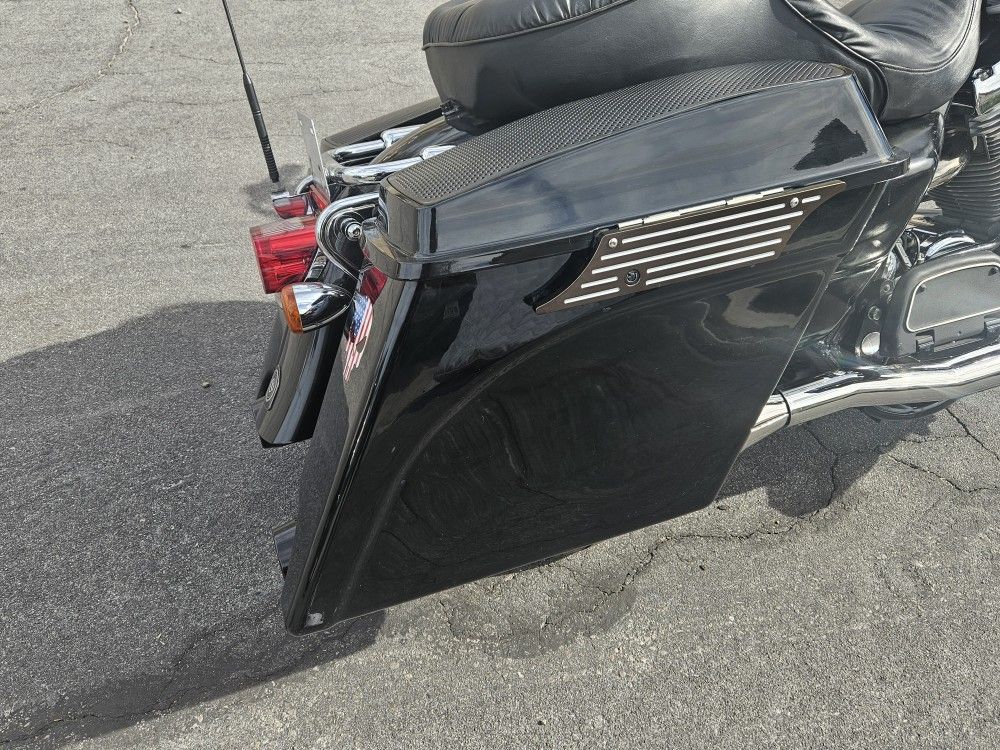 Harley Davidson Stretched Bags W/Speakers & Amp, Leg Fairings W/Speakers Plus Engine Guard W/Highway Pegs.