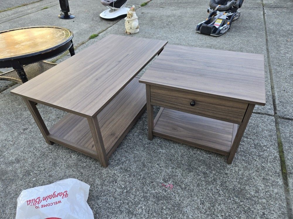 Coffee And End Table Perfect Condtion