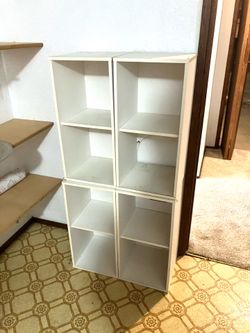 FREE bookshelves