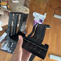 Lian Li Vertical Mount 