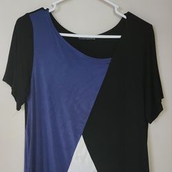 LARGE SARIN MATHEWS WOMANS SHORT SLEEVE TOP