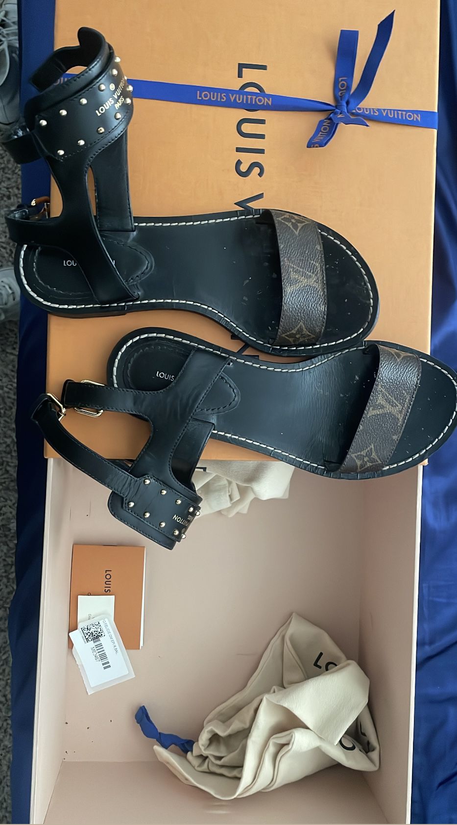 LV Nomad Sandals for Sale in Webster, TX - OfferUp
