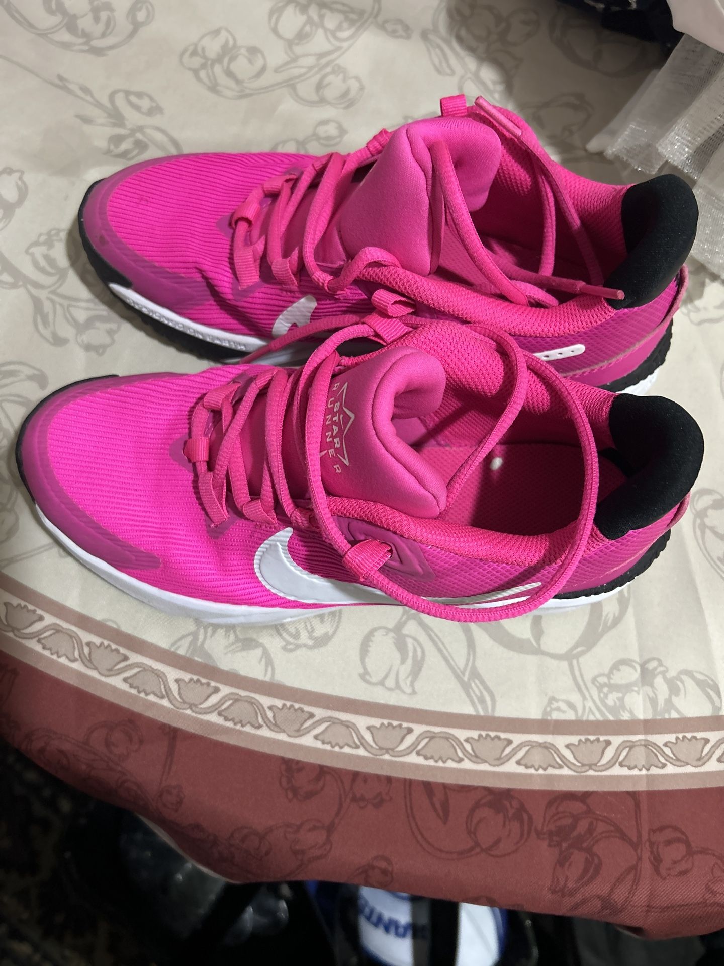 Nike Sneakers For Girls