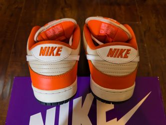 Nike SB Dunk Low - Orange Box