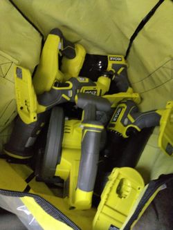 Riobi 7 piece tool set