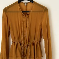Blouse. XS . Burberry 