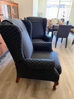 La-Z-Boy wing back recliner chairs