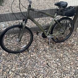 Trek Navigator 3.0 Bicycle 